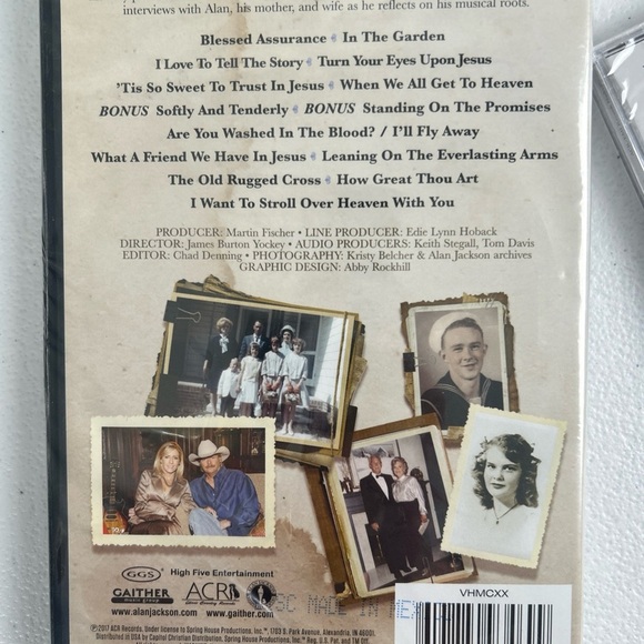 Brown and White Alan Jackson Media Set with Traditional Architecture - Picture 4 of 8